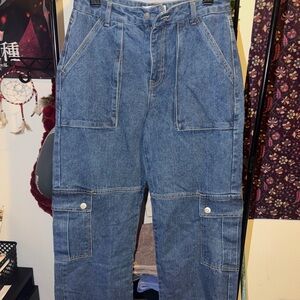 fashion nova women’s Blue Jeans size 5